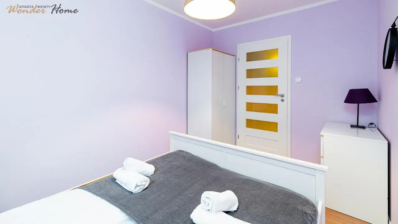 Appartamento Wonder Home - Apartamenty Lesny Dom Z Balkonami, Niedaleko Centrum, W Cichej Okolicy Karpacz