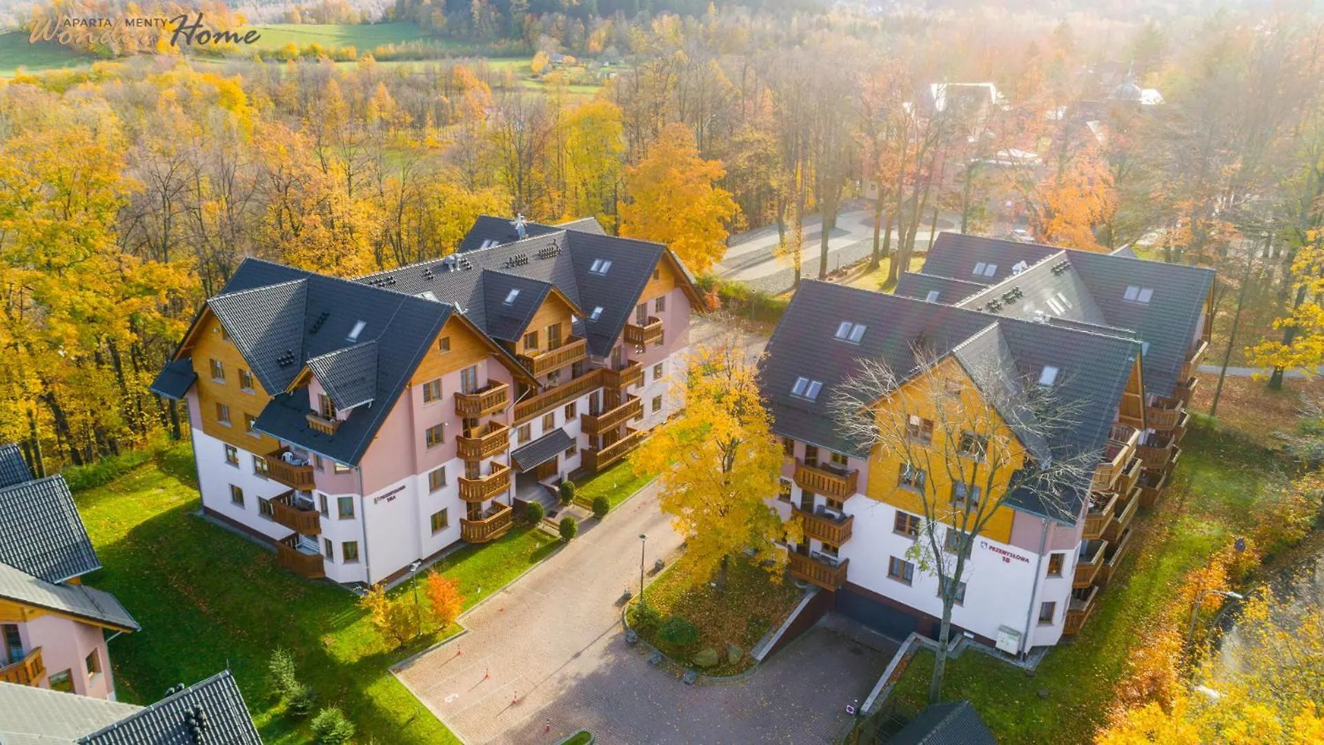 Appartamento Wonder Home - Apartamenty Lesny Dom Z Balkonami, Niedaleko Centrum, W Cichej Okolicy Karpacz
