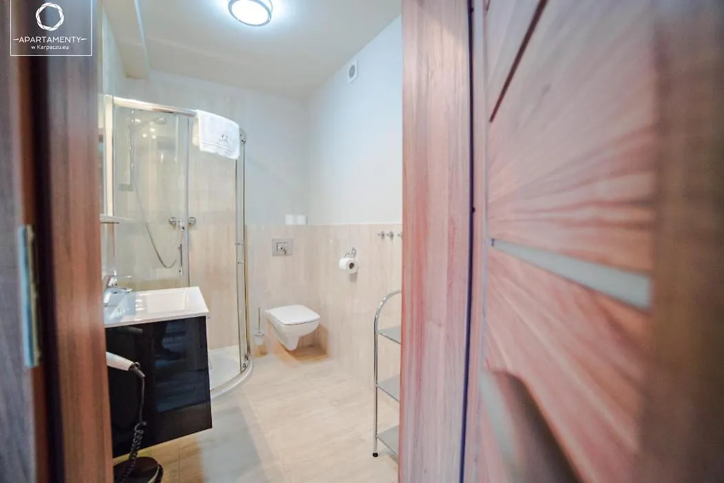 Wonder Home - Apartamenty Lesny Dom Z Balkonami, Niedaleko Centrum, W Cichej Okolicy Karpacz 0*,