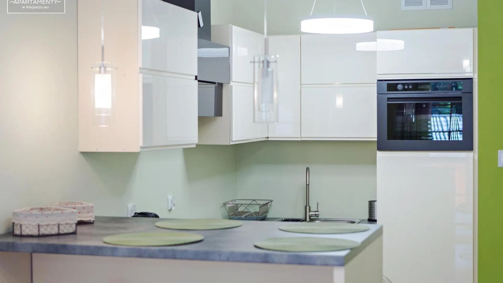Wonder Home - Apartamenty Lesny Dom Z Balkonami, Niedaleko Centrum, W Cichej Okolicy Karpacz 0*,