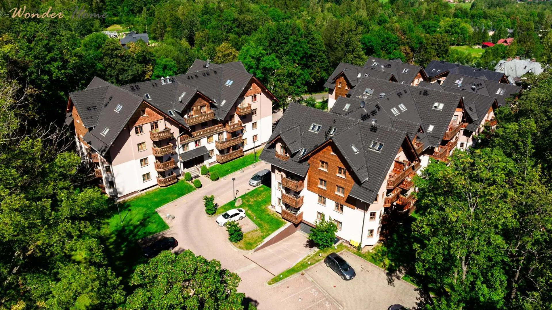 Appartamento Wonder Home - Apartamenty Lesny Dom Z Balkonami, Niedaleko Centrum, W Cichej Okolicy Karpacz Polonia
