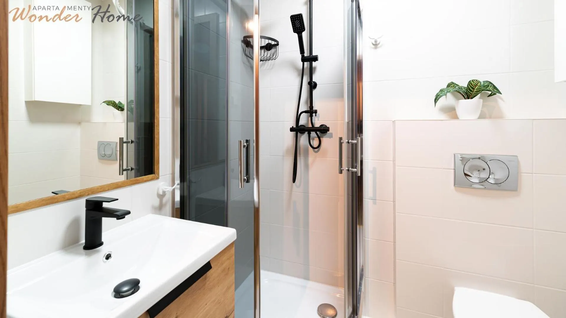 Appartamento Wonder Home - Apartamenty Lesny Dom Z Balkonami, Niedaleko Centrum, W Cichej Okolicy Karpacz Polonia