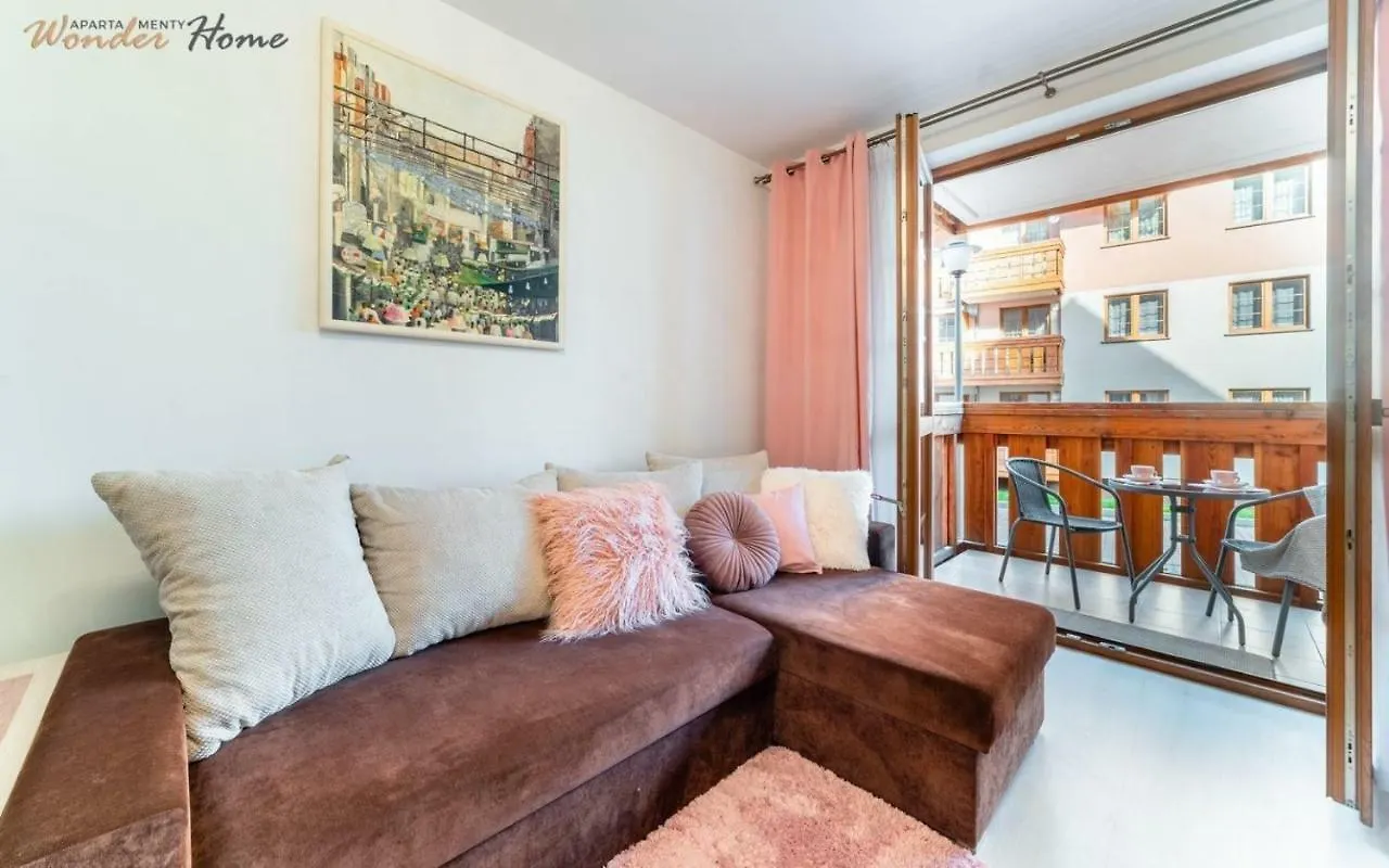 Appartamento Wonder Home - Apartamenty Lesny Dom Z Balkonami, Niedaleko Centrum, W Cichej Okolicy Karpacz